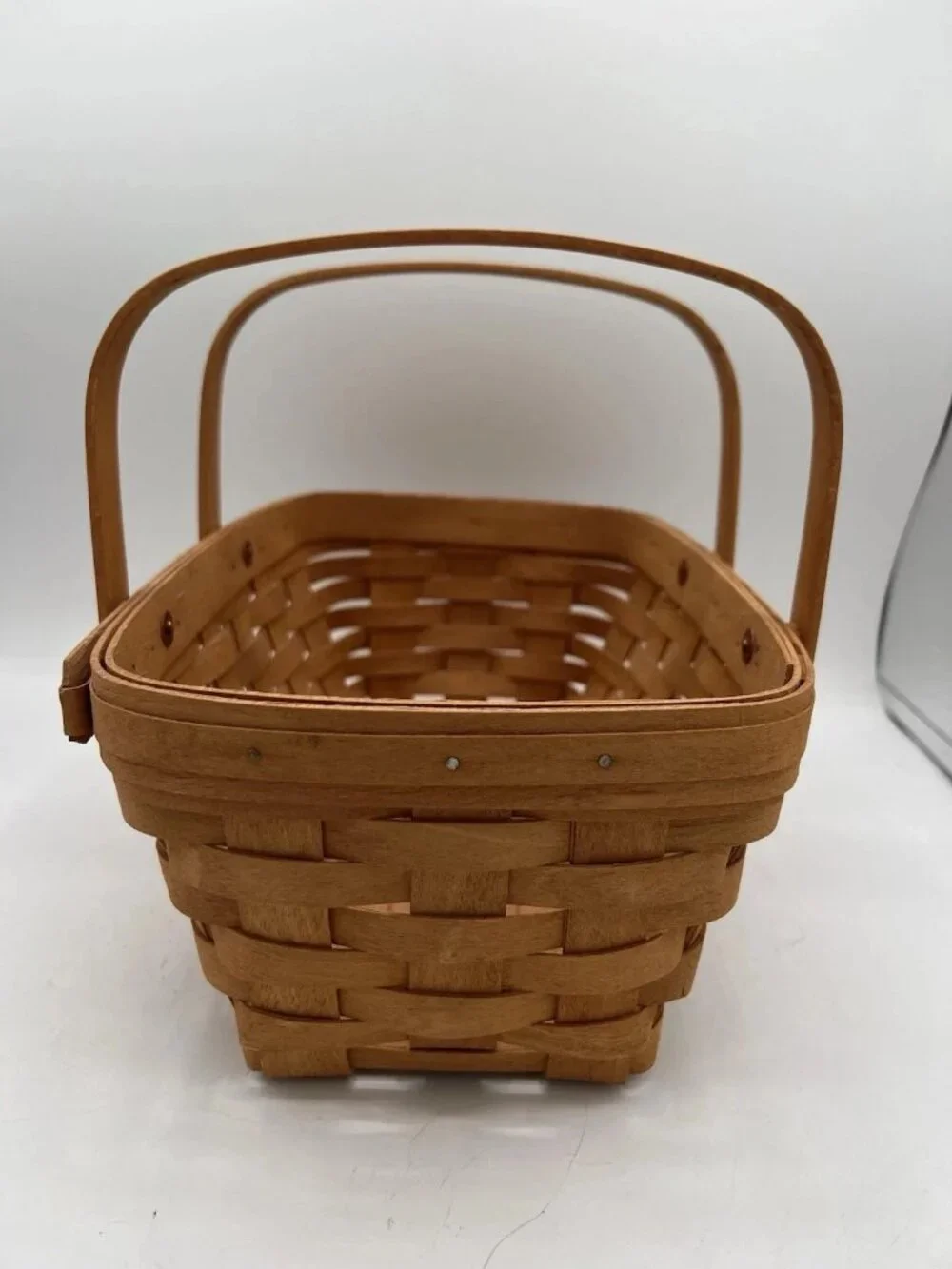 Longaberger 1995 Medium Chore Basket – Handwoven Maple–Classic Utility Basket